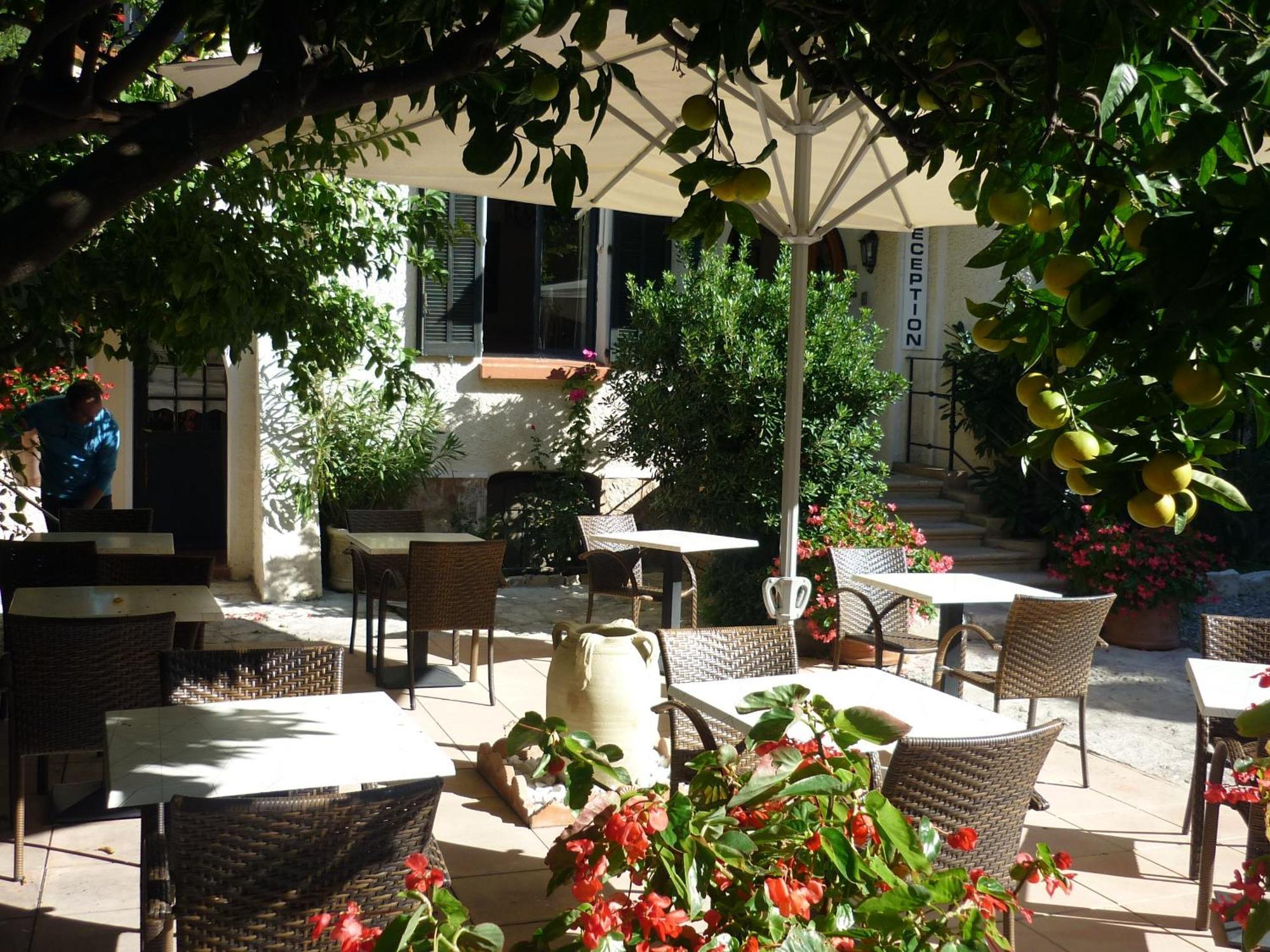 La Marjolaine Hotel Juan-les-Pins Exterior photo